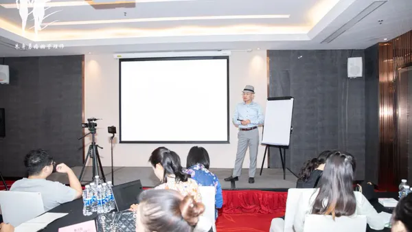 我经常打骂老婆,现在她对我失望了提出离婚,我该怎么挽救婚姻?