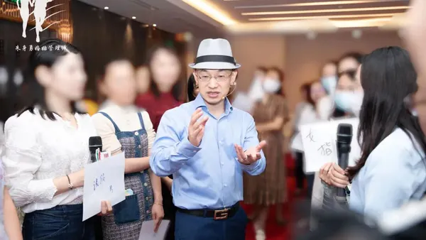 男人在外面有人了的表现有哪些?