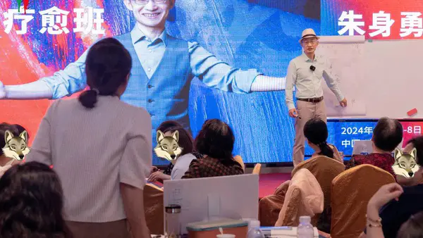 没有一个第三者会心甘情愿做一辈子三,她做5件事,男人不得不逼妻子离婚
