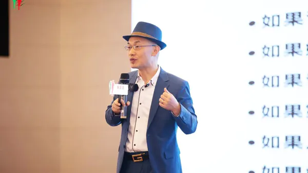 “离婚不就好了吗,干嘛还要干婚外情?”开战后,我很庆幸没犯这个傻 |婚姻故事